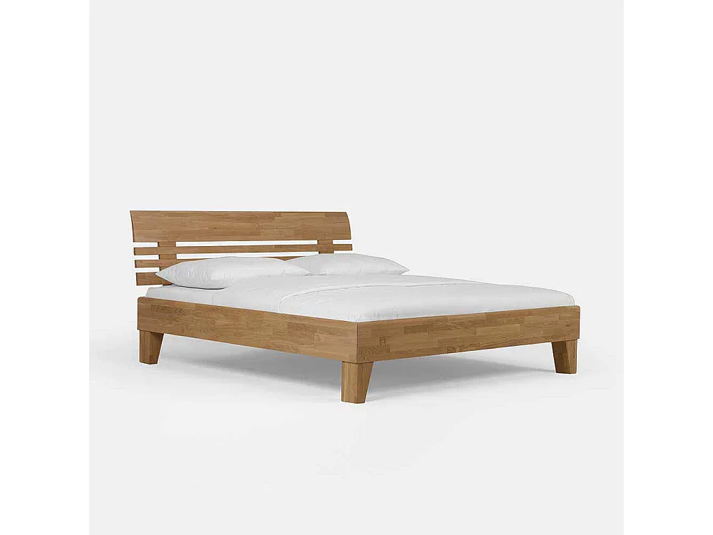 Schlafzimmer Bett aus Wildeiche massiv geölt