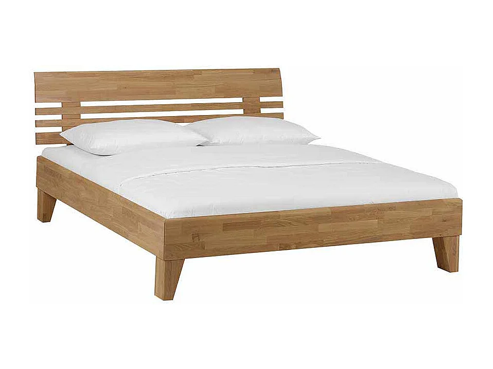 Schlafzimmer Bett aus Wildeiche massiv geölt