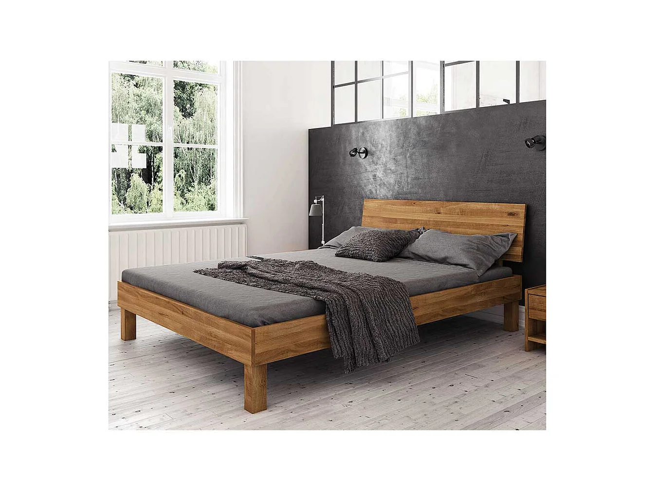 Holzbett aus Wildeiche Massivholz modern