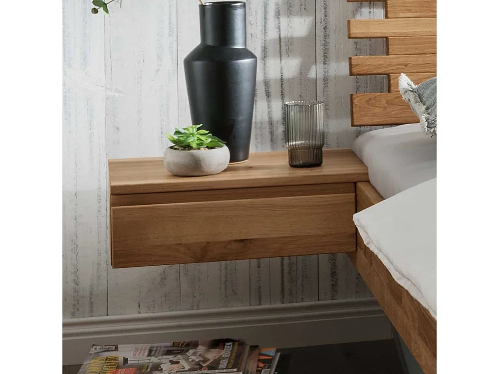 Modernes Bett aus Wildeiche Massivholz zwei Nachtkommoden (dreiteilig)