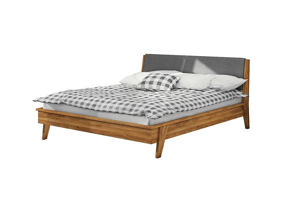 Bett aus Wildeiche Massivholz Retrostil