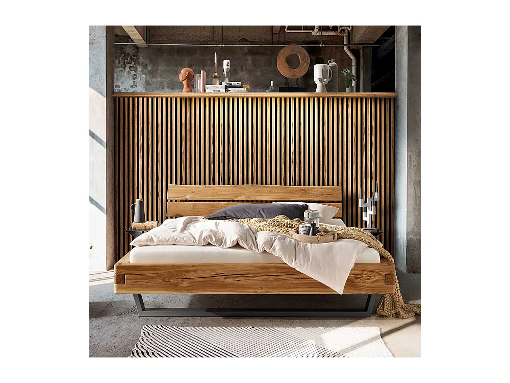 Doppelbettgestell Massivholzbett in Wildeichefarben mit Bügelgestell