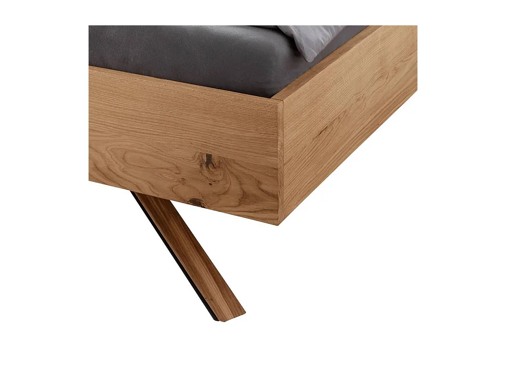 Massivholzbettgestell Echtholzbett geölt in Wildeichefarben