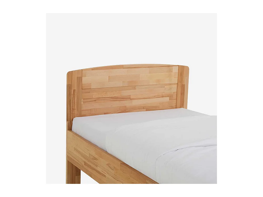 Massiv Holzbett aus Kernbuche geölt