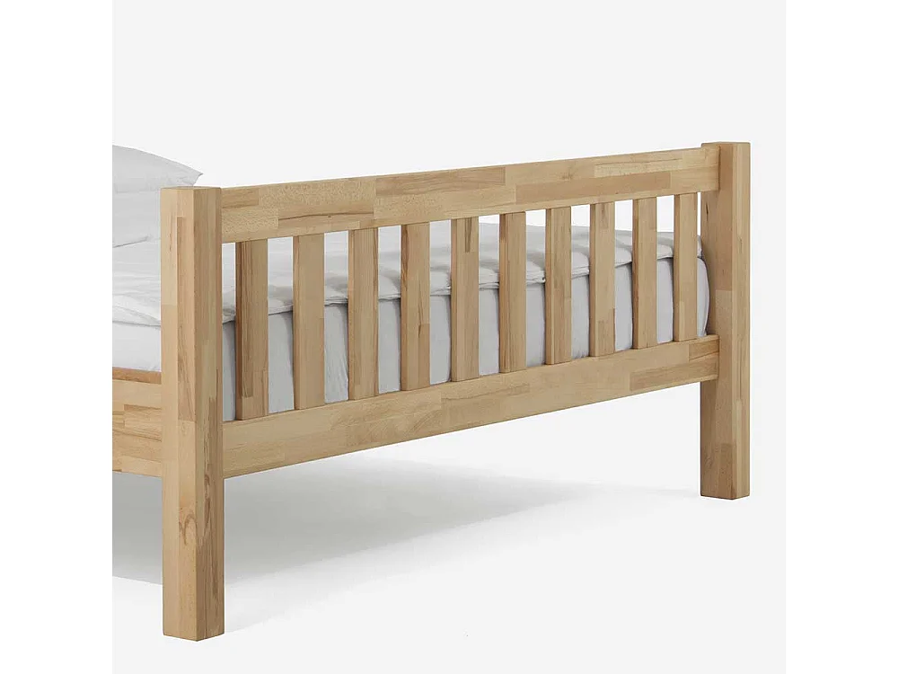 Einzelbett aus Kernbuche Massivholz mit Nachttisch (zweiteilig)