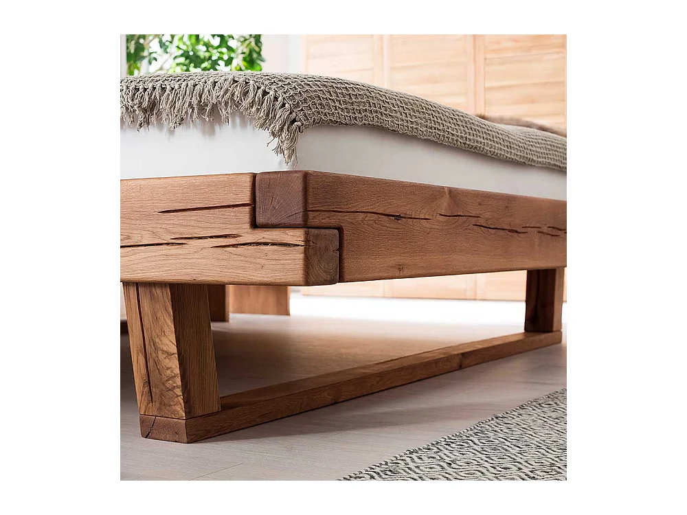 Balkenbett mit Kopfteil aus Wildeiche Massivholz geölt