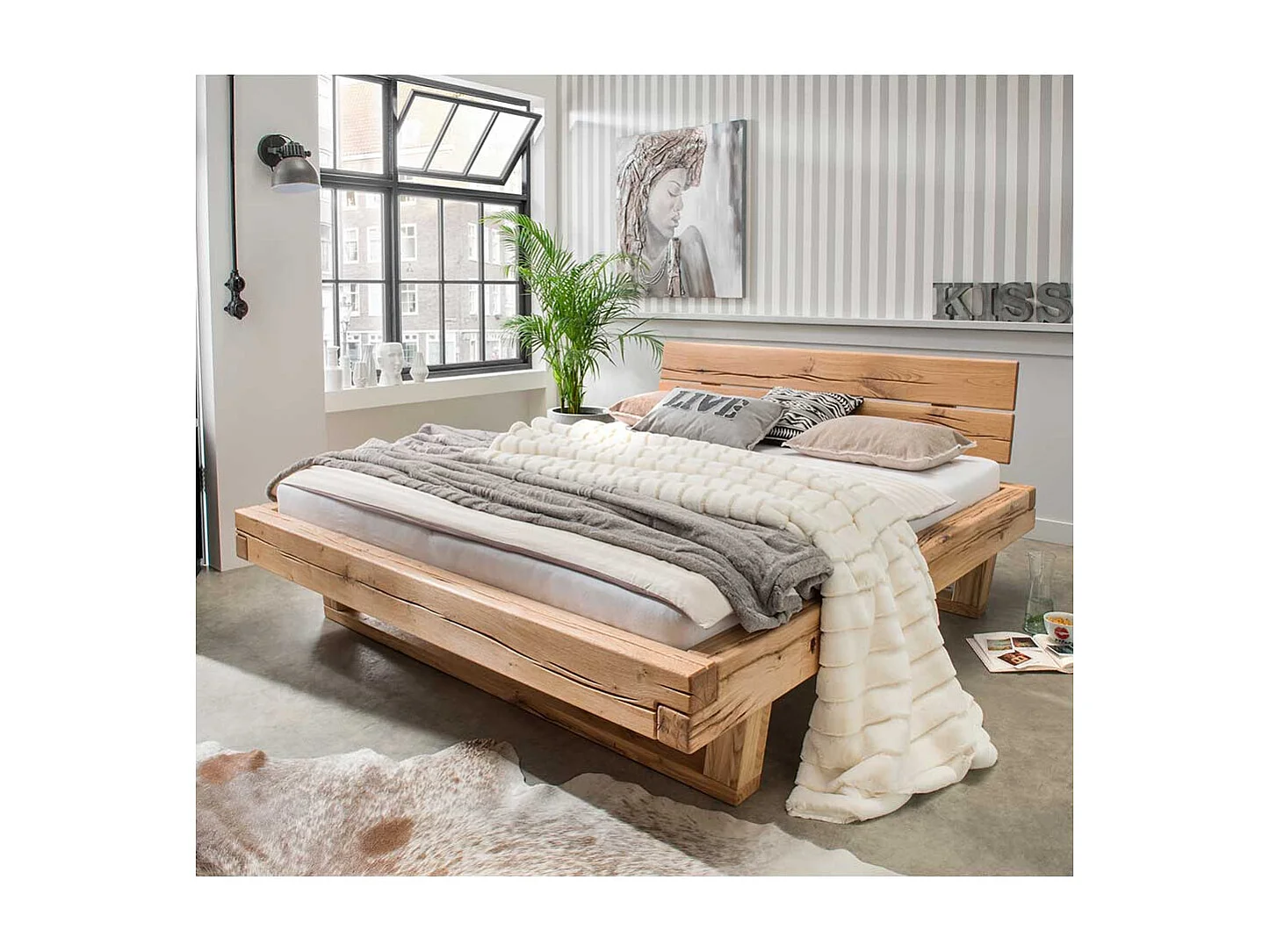 Balkenbett mit Kopfteil aus Wildeiche Massivholz geölt