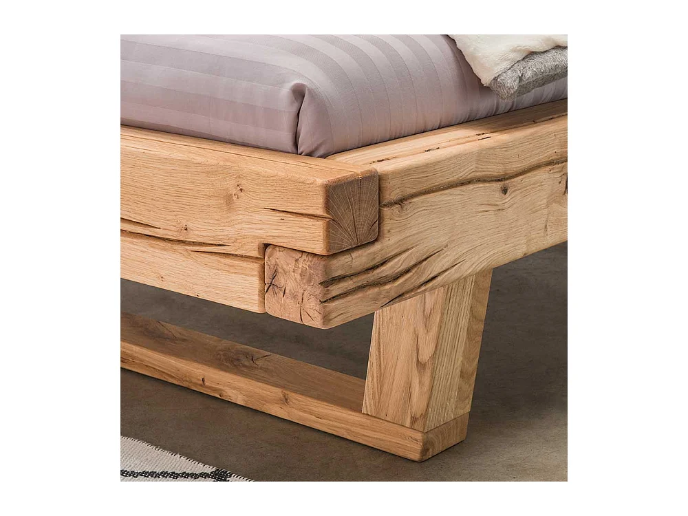 Balkenbett mit Kopfteil aus Wildeiche Massivholz geölt