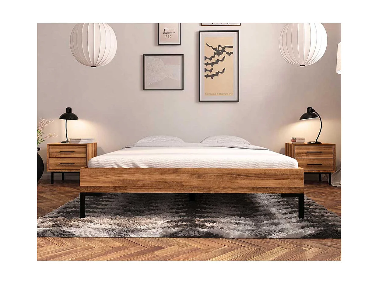 Bett ohne Kopfteil aus Wildeiche Massivholz Vierfußgestell aus Metall