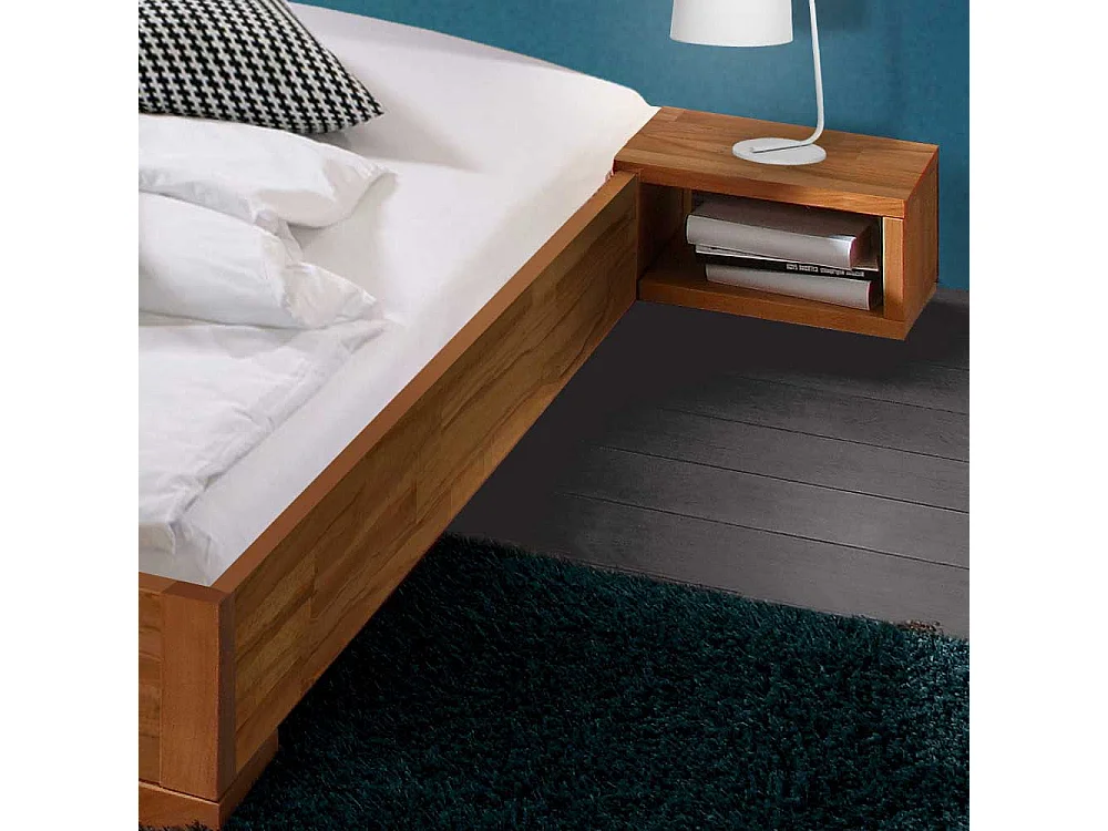 Bett aus Kernbuche Massivholz Nachttisch