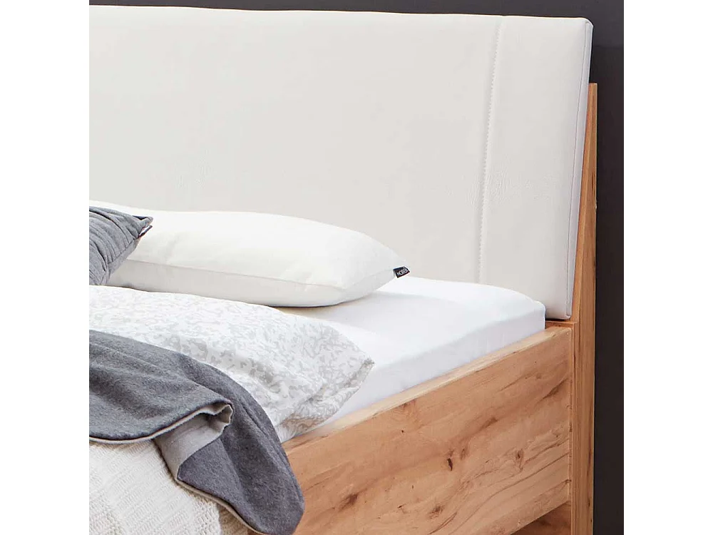 Komfortbett aus Astkernbuche teilmassiv Kunstleder Kopfteil in Beige