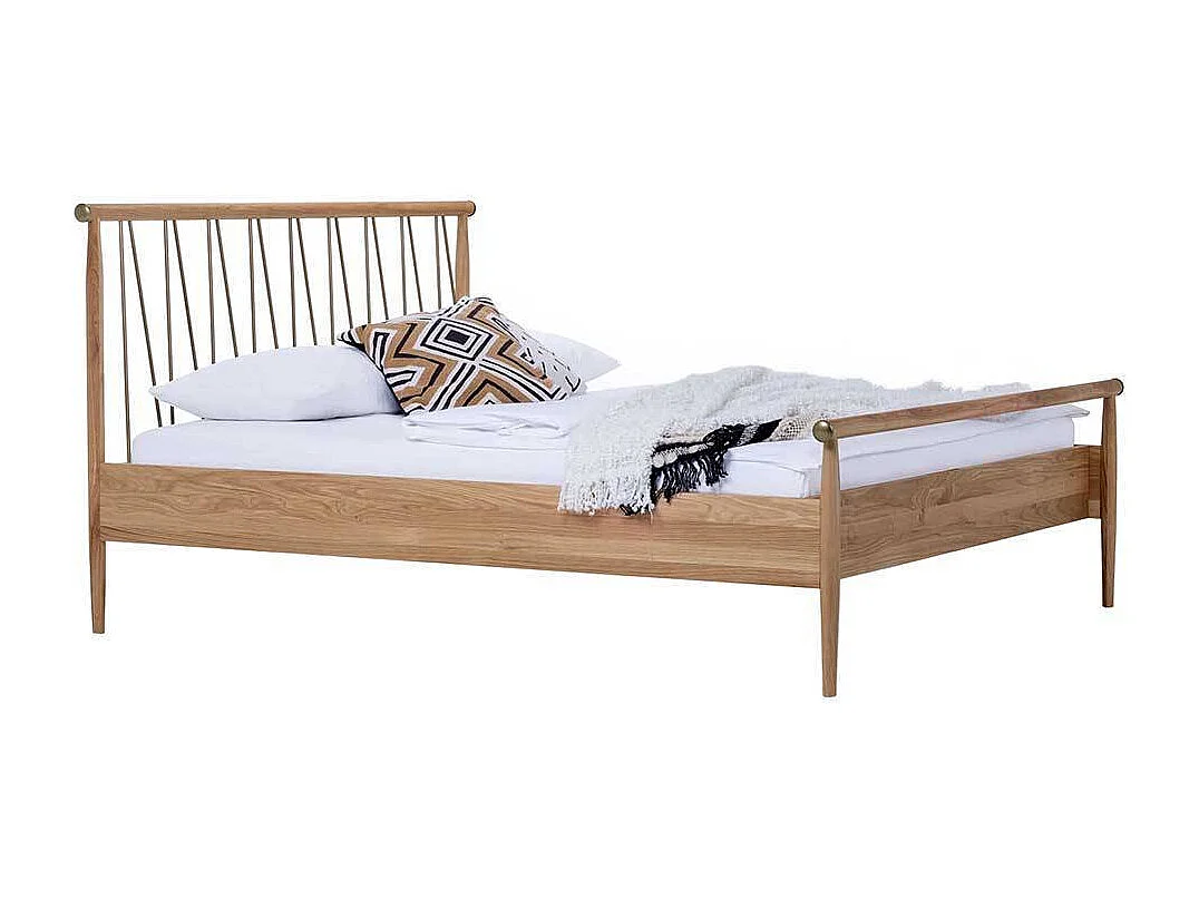 Massives Holzbett in Wildeiche Honigfarben Goldfarben