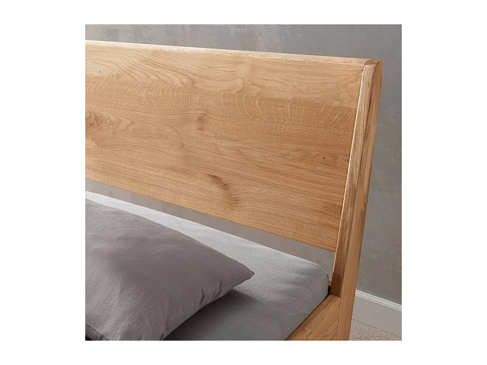 Massivholzbettgestell Echtholzbett geölt in Wildeichefarben