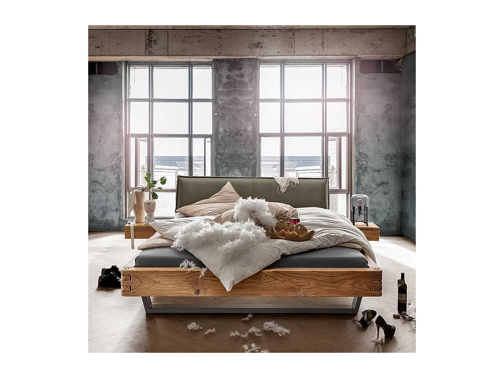 Holzbettgestell Doppelbett in Wildeichefarben und Oliv Grün