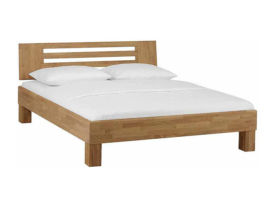 Massivholzbett aus Wildeiche honigfarben geölt mit überlänge