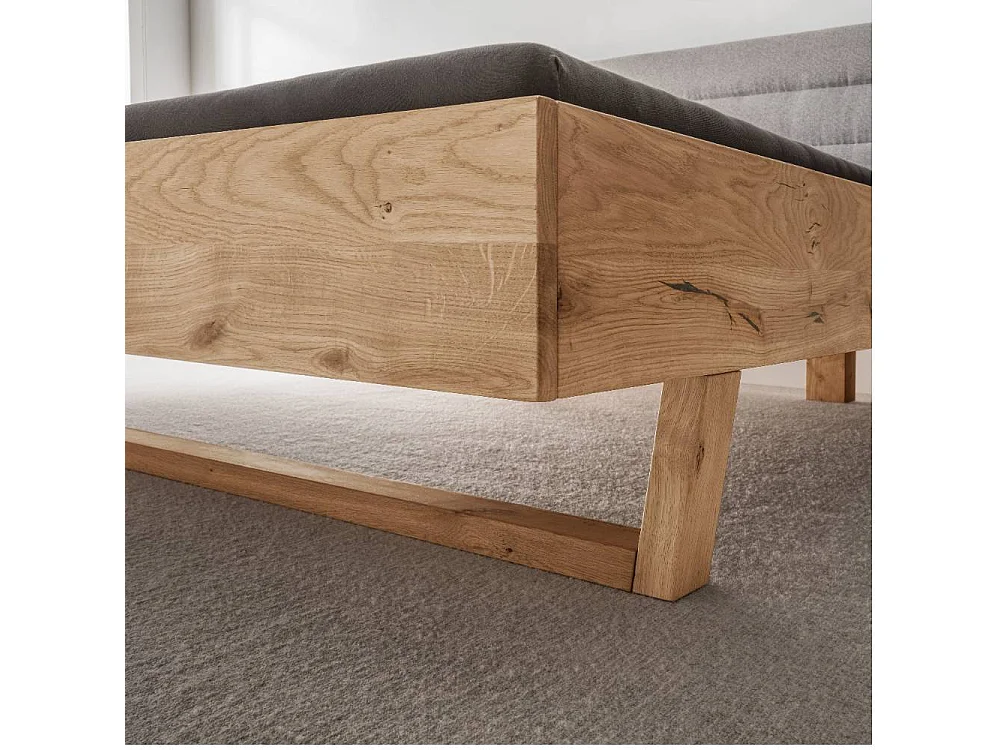 Doppelbett Holzbett in Wildeichefarben Kufengestell aus Holz