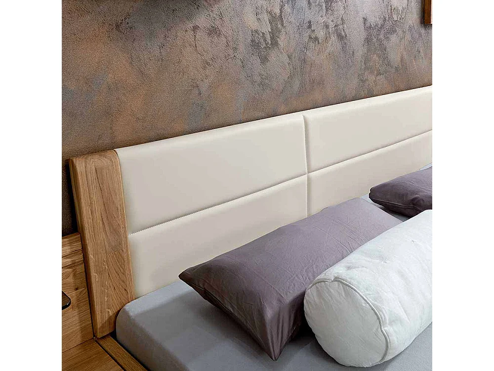Komfortbett aus Eiche Polsterkopfteil in Creme Weiß (dreiteilig)