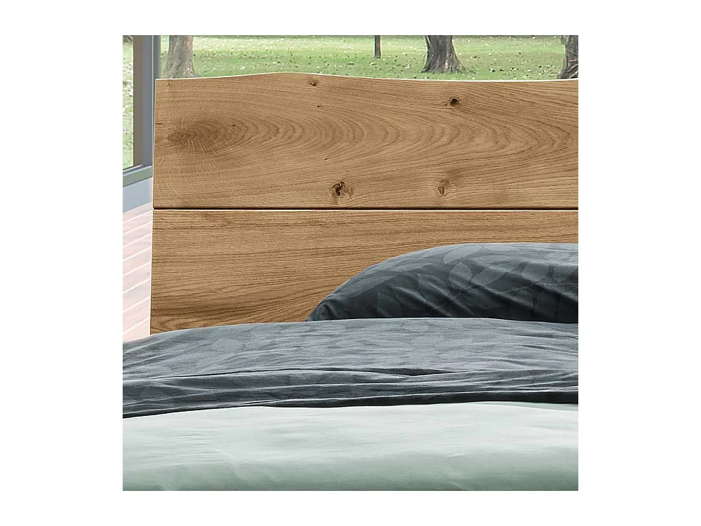 Naturholzbett im Industrie und Loft Stil Metallkufen Gestell