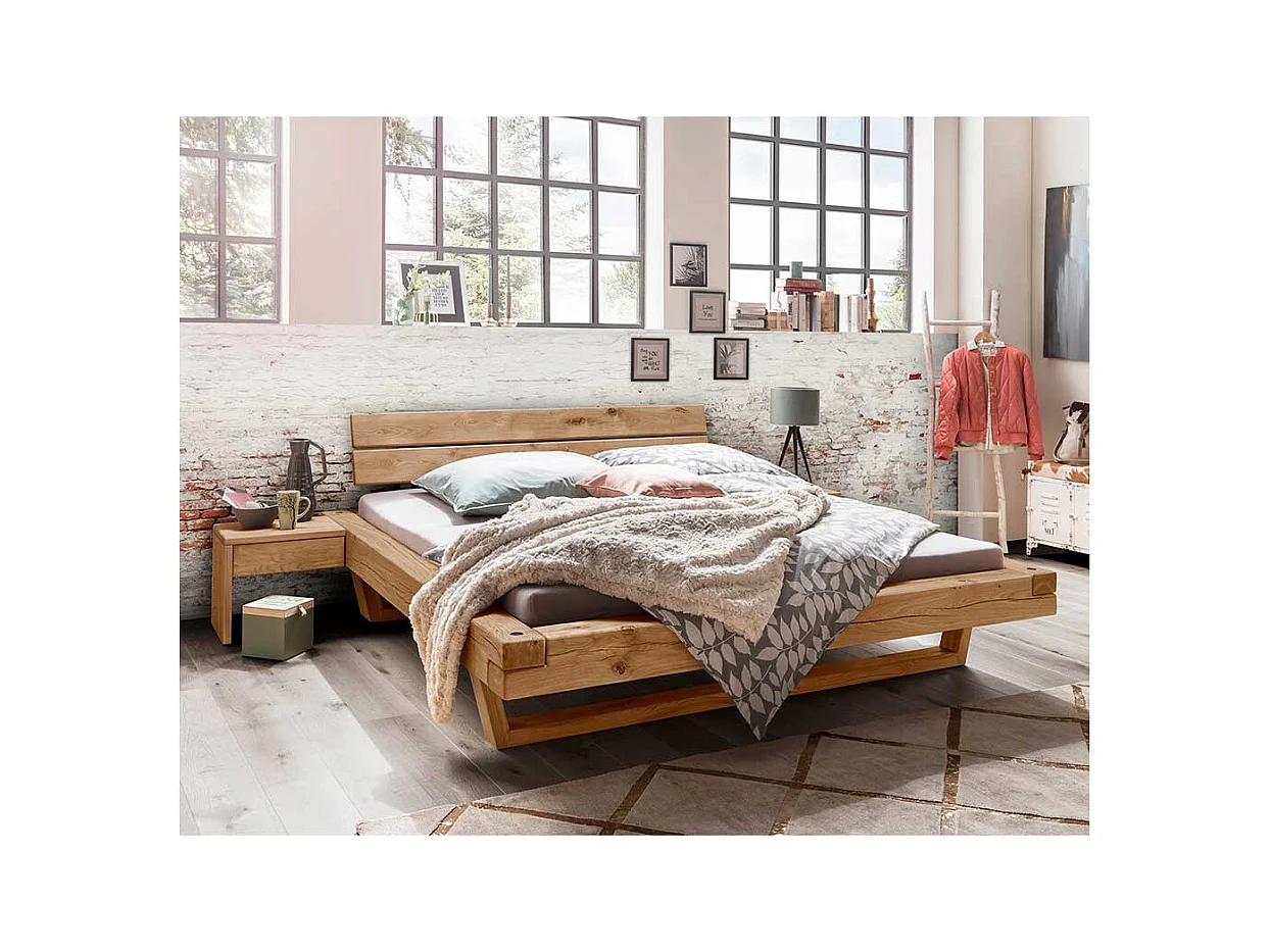 Balkenbett aus Wildeiche Massivholz Nachttischen (dreiteilig)