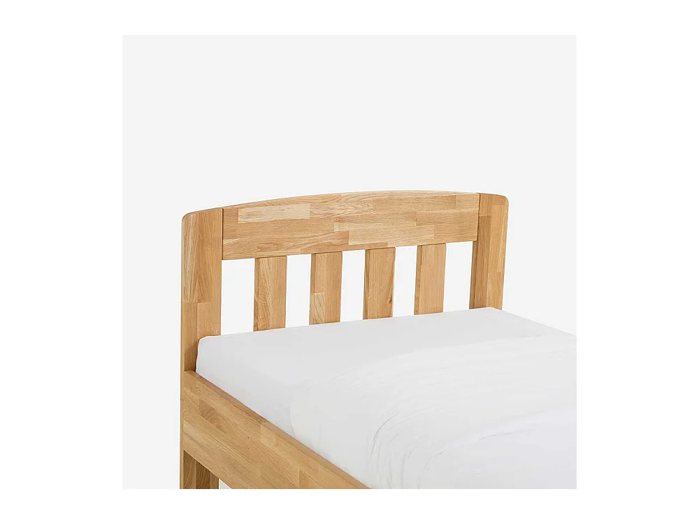 Singlebett aus Wildeiche Massivholz Honigfarben geölt