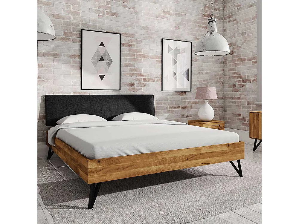 Doppelbett aus Wildeiche Massivholz und Stahl gepolstertem Kopfteil