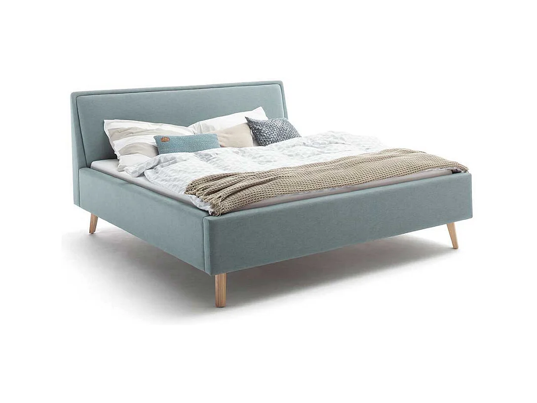 Polsterbett hellblau im Skandi Design Vierfußgestell aus Holz