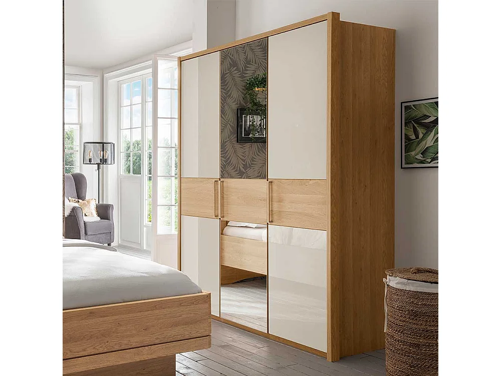 Schlafzimmerschrank in Beige und Eiche teilmassiv Spiegel