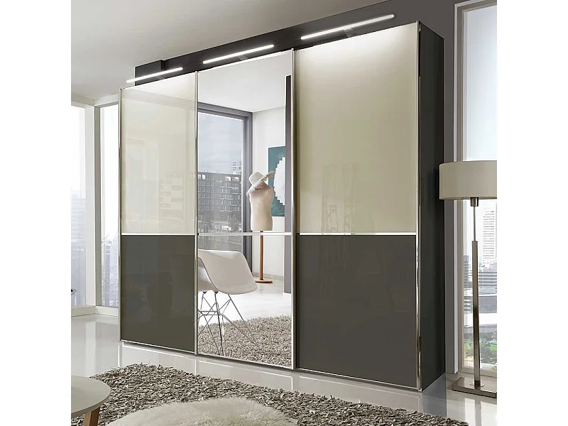 Schwebetüren Kleiderschrank in Creme Weiß und Braun 250 cm breit