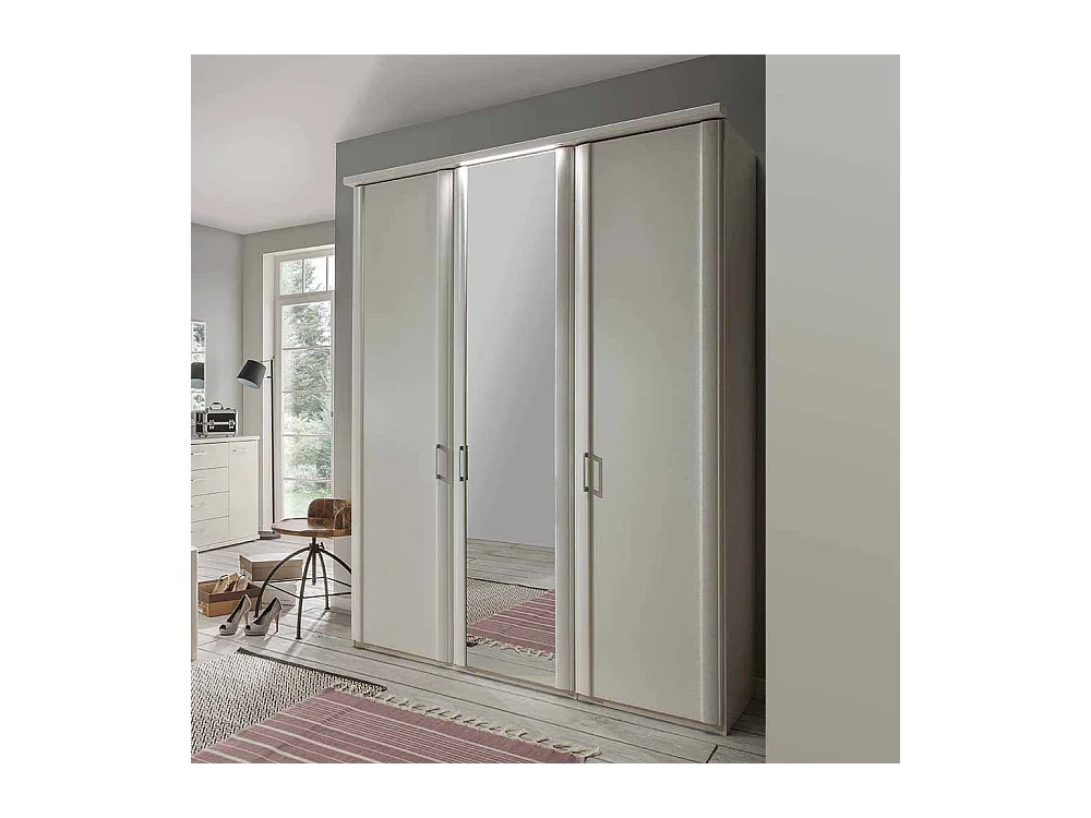 Schlafzimmerschrank in Weiß Beleuchtung