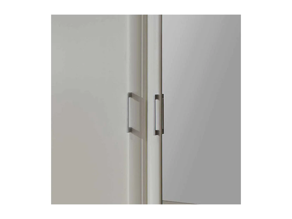 Schlafzimmerschrank in Weiß Beleuchtung