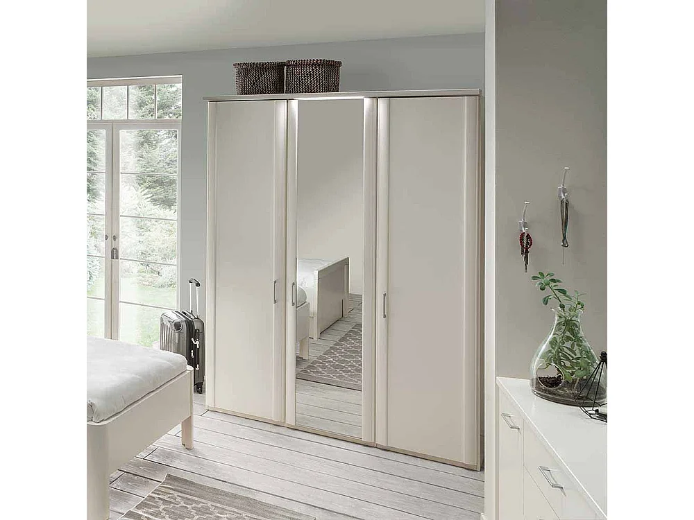 Schlafzimmerschrank in Weiß Beleuchtung