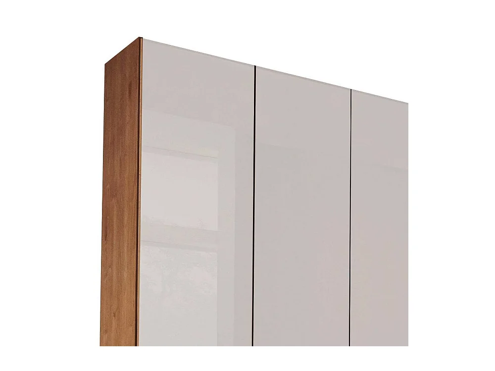 Schlafzimmerschrank Drehtürschrank in Weiß und Erlefarben