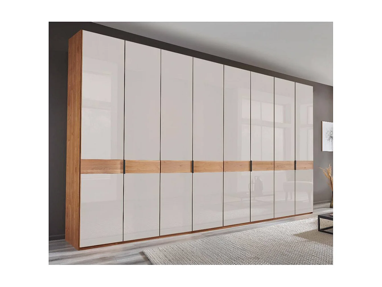 Schlafzimmerschrank Drehtürschrank in Weiß und Erlefarben