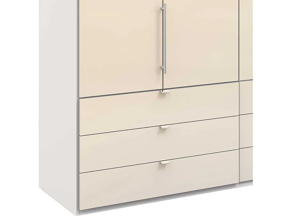 Kleiderschrank mit sechs Schubladen Made in Germany