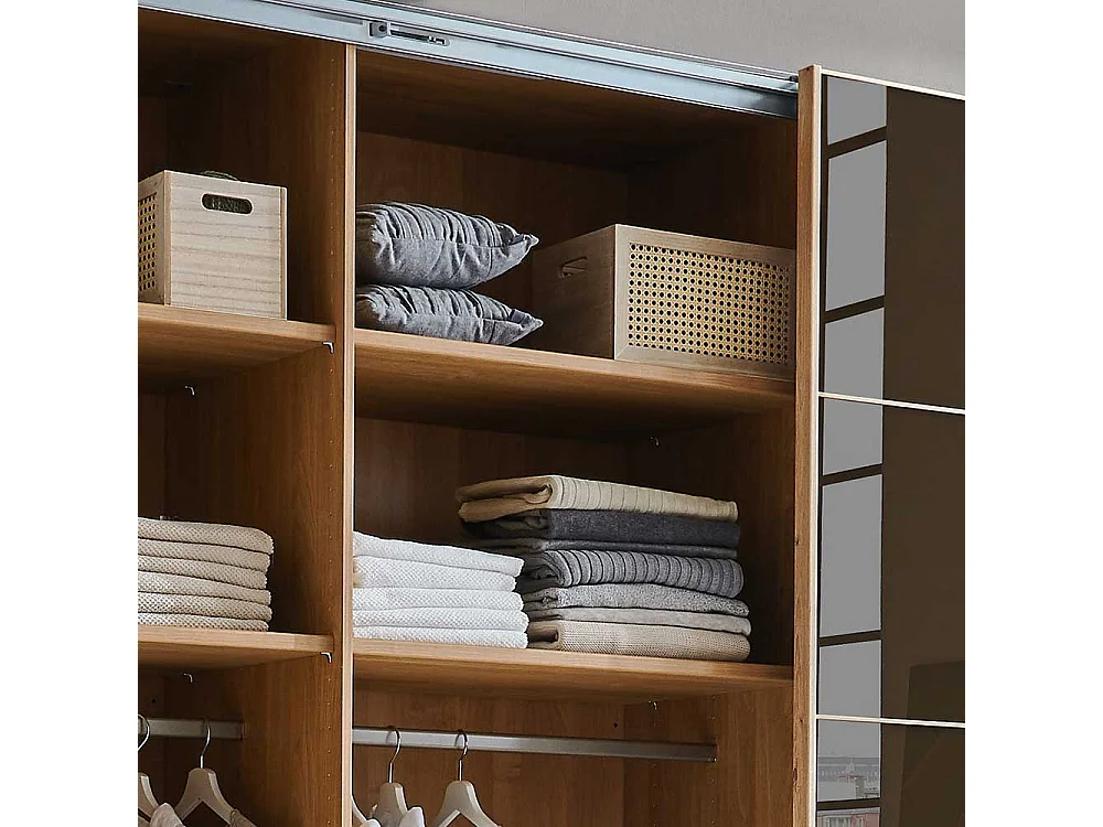 Schlafzimmerschrank mit Schwebetüren 67 cm tief