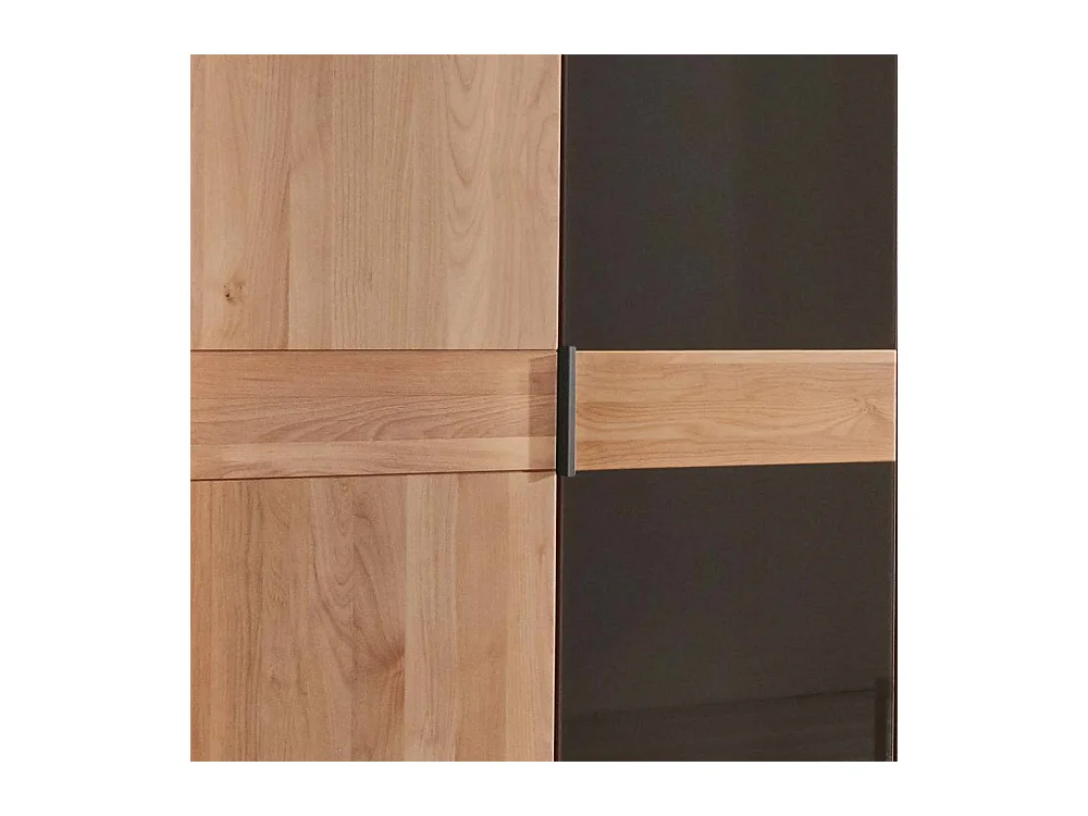 Kleiderschrank Schlafzimmerschrank in Erlefarben und Dunkelbraun