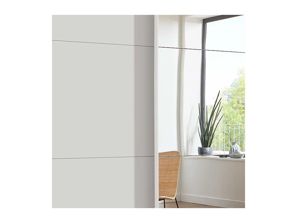 Kleiderschrank in Weiß Schwebetüren