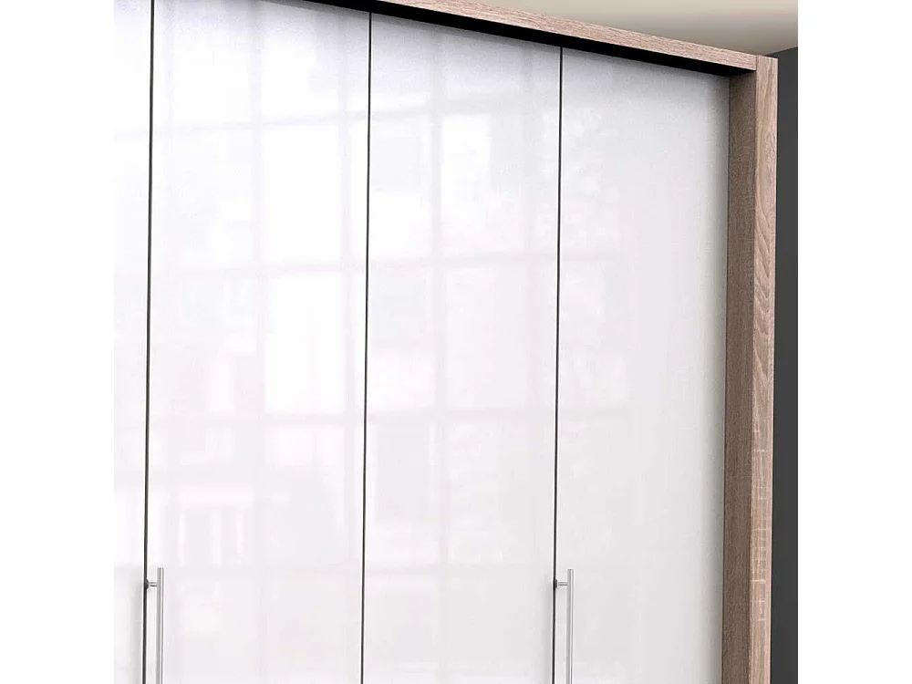 Eleganter Kleiderschrank 3 türig mit vier Schubladen glasbeschichtet