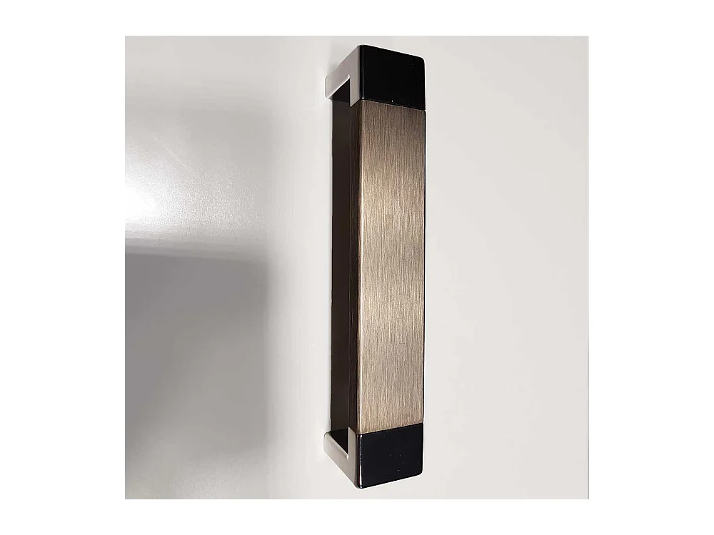 Spiegeltüren Kleiderschrank in Weiß Pinie furniert