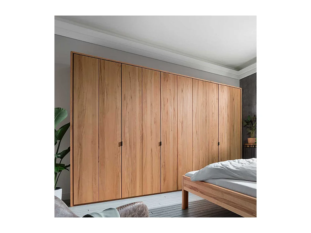 Massivholz Kleiderschrank aus Kernbuche geölt 305 cm breit