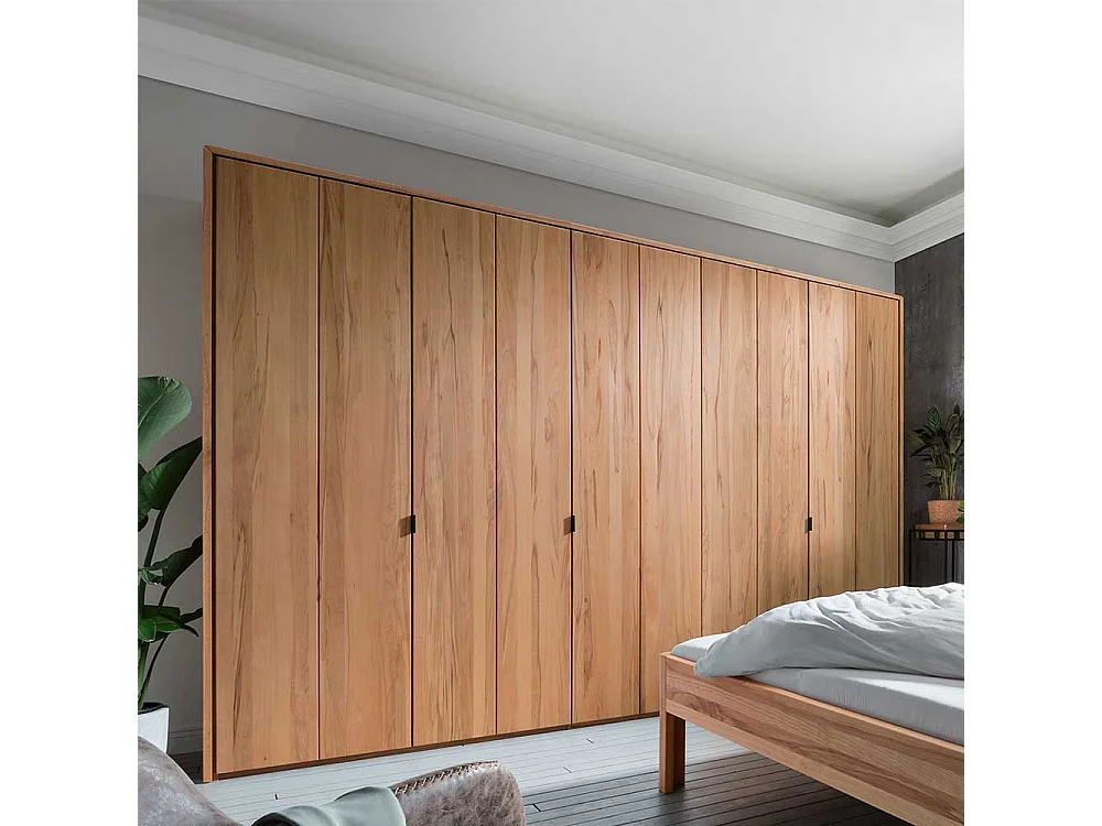 Massivholz Kleiderschrank aus Kernbuche geölt 305 cm breit