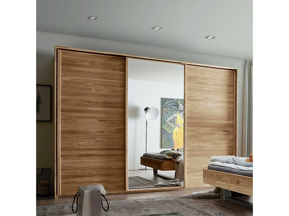 Schwebetuerenschrank aus Wildeiche Massivholz Spiegeltür