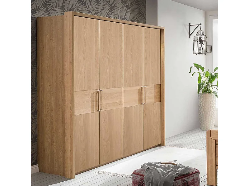 Schlafzimmerschrank aus Eiche teilmassiv 4-türig