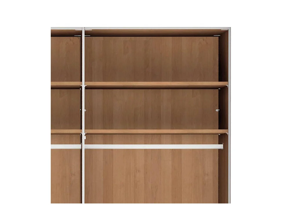 Drehtürenschrank Spiegeltürenschrank auf Sockel mit Metallgriffen