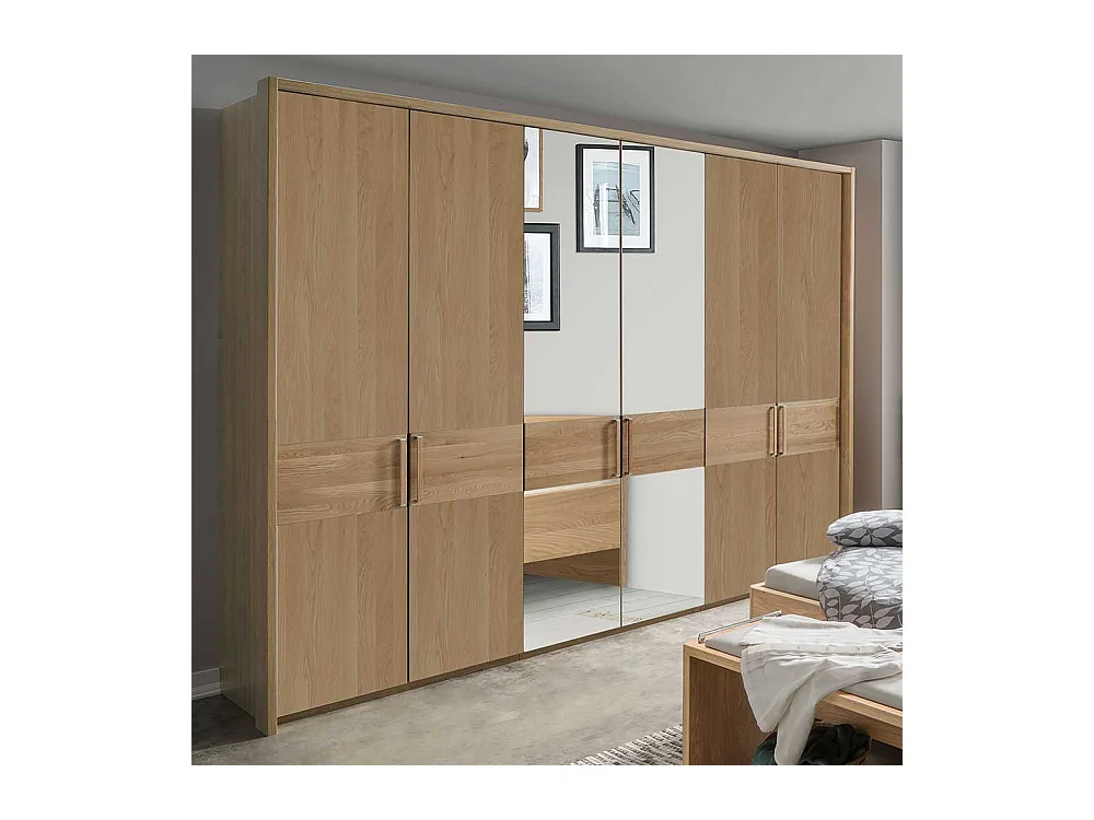 Drehtürenschrank aus Eiche teilmassiv Spiegel