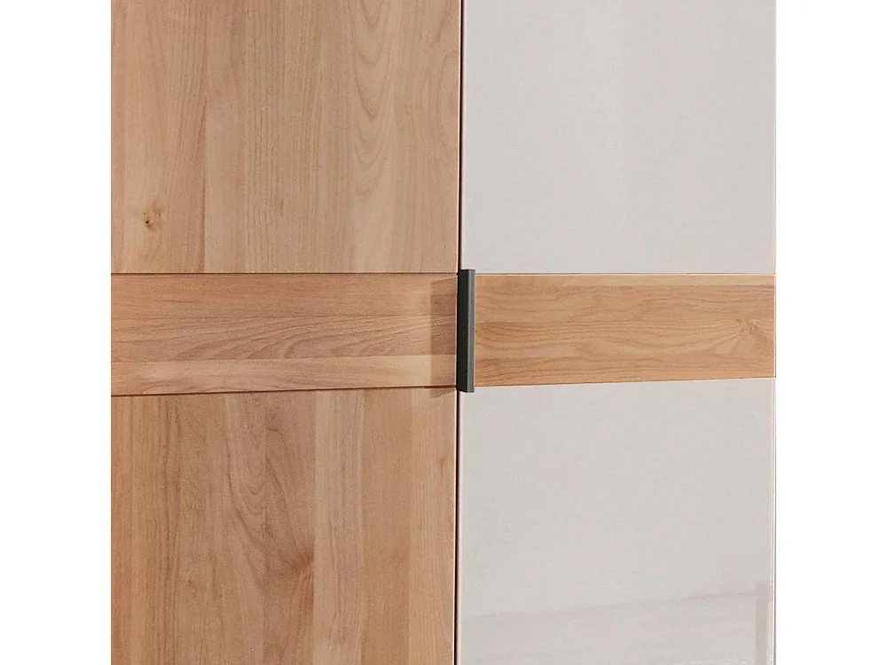 Drehtürenschrank Schlafzimmerschrank mit Metallgriffen 216 cm hoch