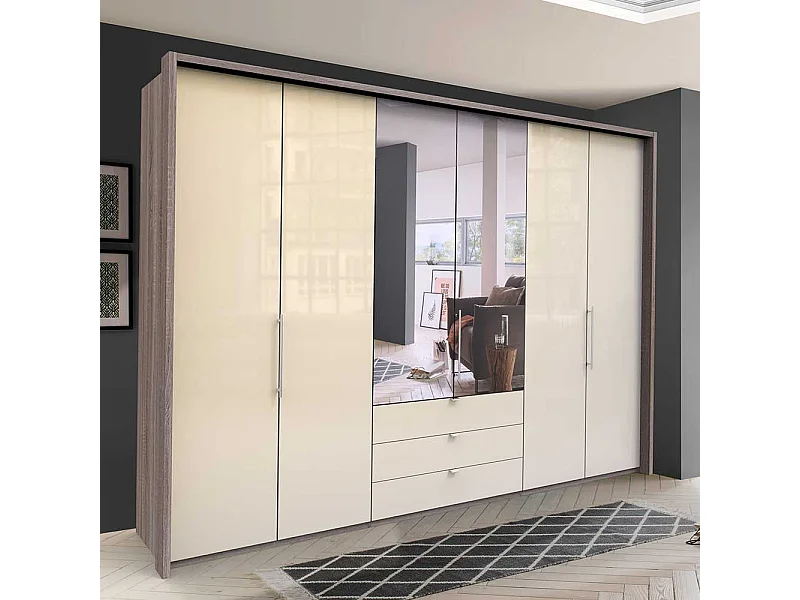 Luxus Kleiderschrank in Cremefarben und Eiche Trüffel Optik Falttüren