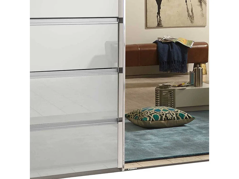 Weißer Gleittürenschrank Made in Germany Spiegeln