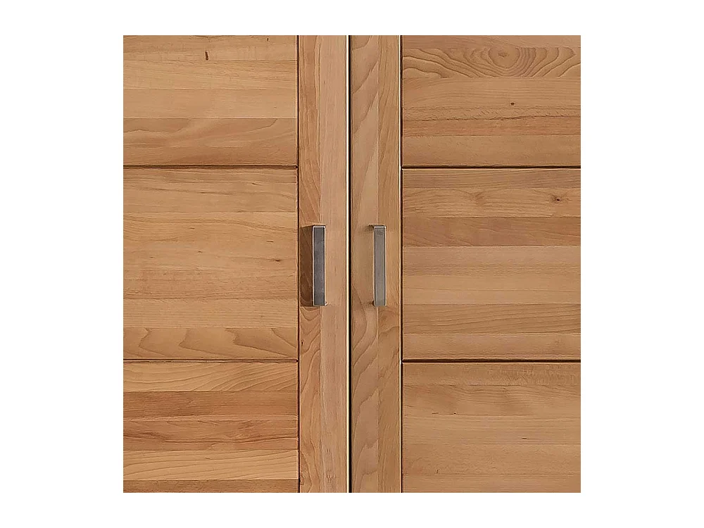 Kleiderschrank in Kernbuchefarben 205 cm hoch