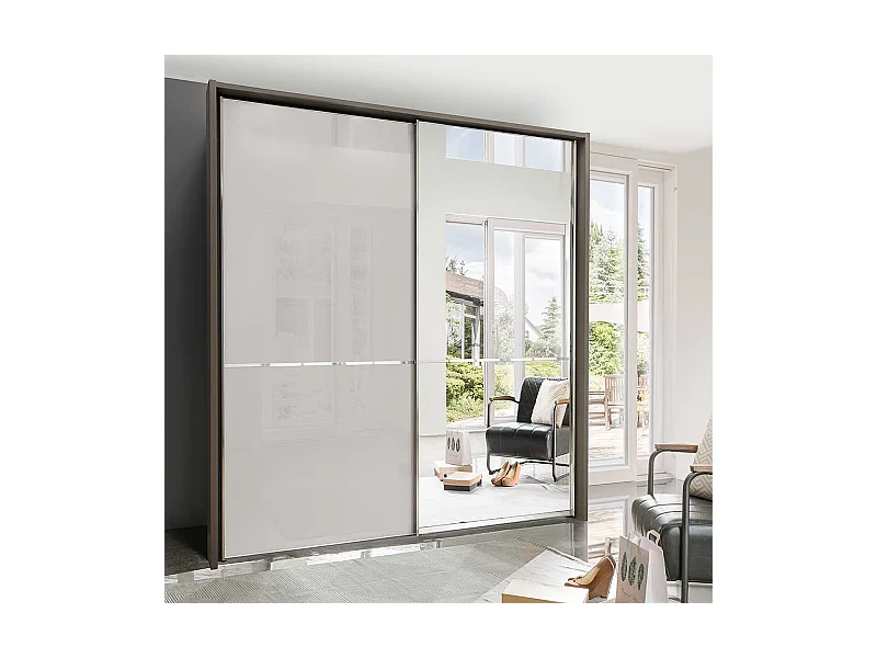 Schwebetürenschrank in Hellgrau und Braun Spiegeltür